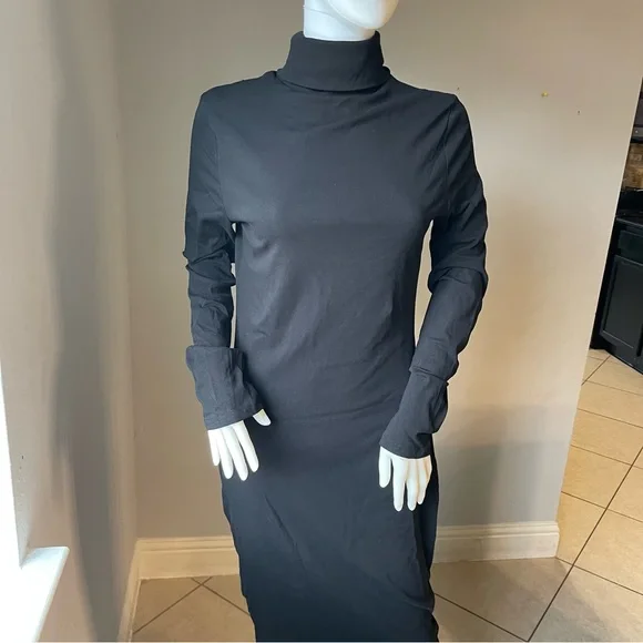 SHEIN BASICS Black Cotton High Neck Solid Bodycon Dress
Size XL for size 12-14 - Picture 4 of 14
